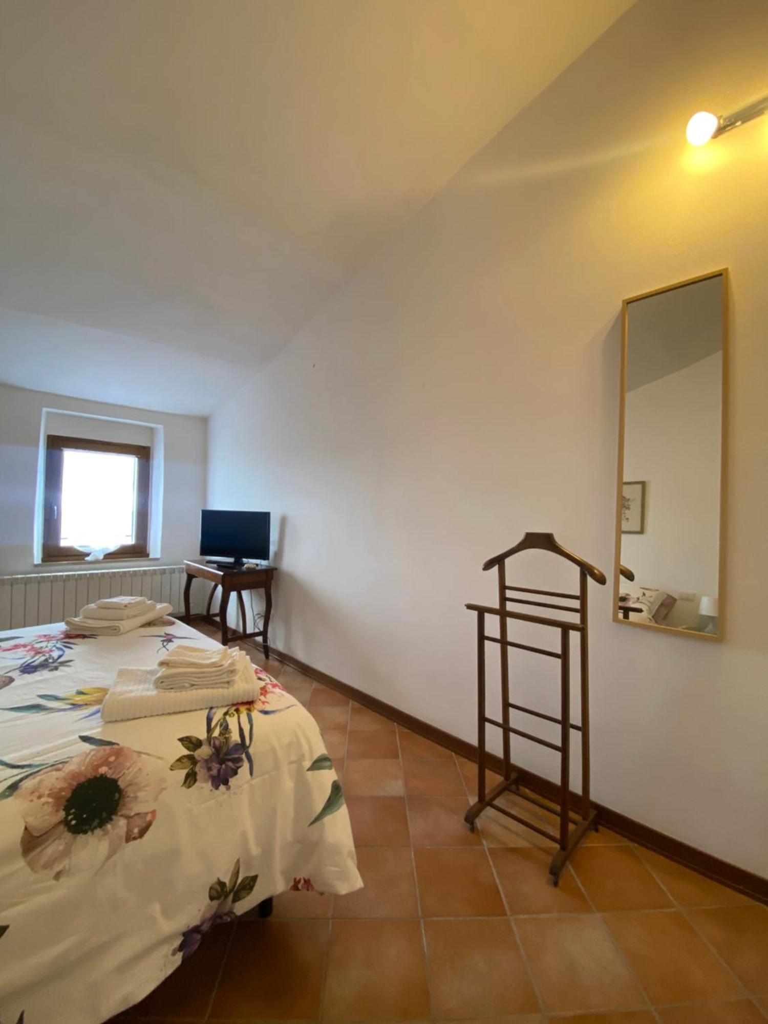 Villa Casa Nonna Rina Chiusdino Exterior foto